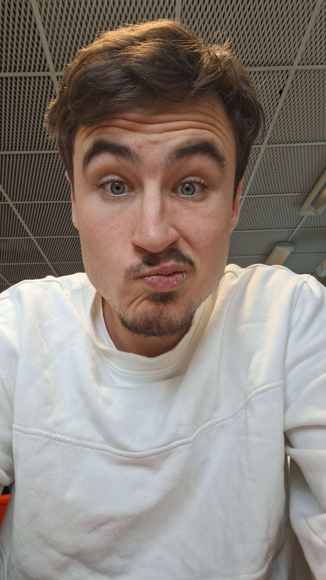Profil de Hugolin, 19 ans, Speed Dating Luxembourg à Parc Hosingen
