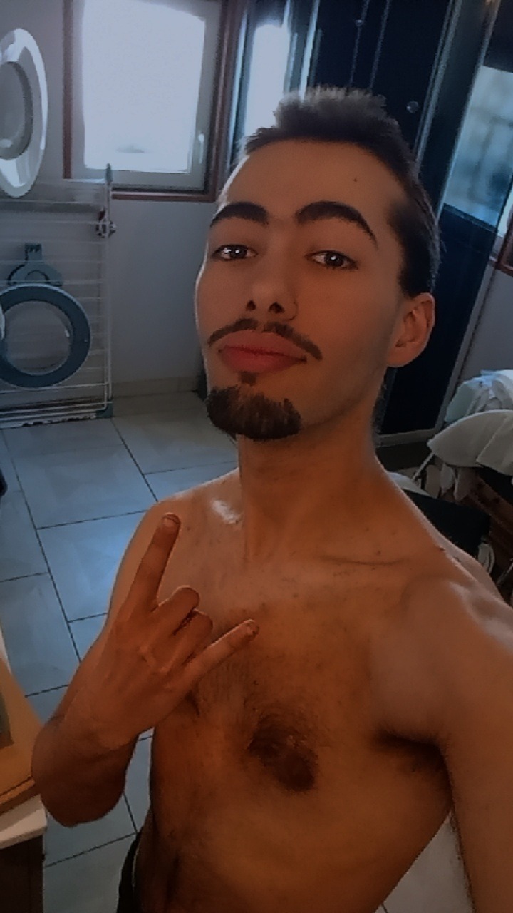 Profil de Elamine, 22 ans, Speed Dating Luxembourg à Kalborn-Moulin